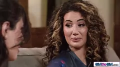 Oynat Busty Lezbiyen Aşıklar: Sarah ve Arabelle'nin Büyük Baştankara Oyun Süresi
