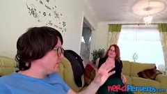 Redare Gagica roșcată curbă păcălită în dracu și muie cu pula mare