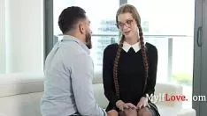 Reproducir Cuidadoso y desaliñado