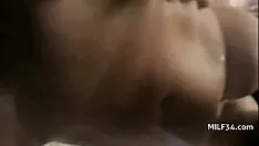Oynat Bu sıkı bir sıcak seksi ressam